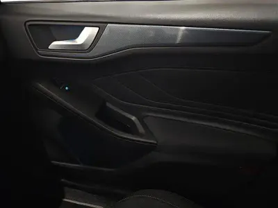 Usata Ford T Active 125 CV (91 kW) 2023 Blu chiaro SUV