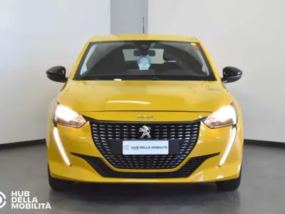 Usata Peugeot 208 Active 75 CV (55 kW) 2023 Giallo Utilitaria
