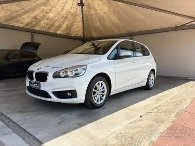 Usata BMW 216 Active Tourer Advantage 116 CV (85 kW) 2016 Bianco Monovolume