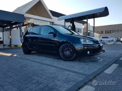 Usata VW Golf V Comfortline 105 CV (77 kW) 2007 Nero Station wagon