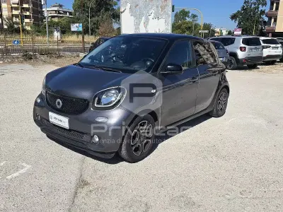 Usata Smart ForFour Prime 90 CV (66 kW) 2017 Grigio Utilitaria