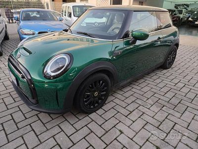 Usata Mini Cooper SE Classic 75 kW (102 CV) 2021 Verde Utilitaria