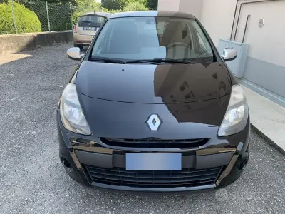 Usata Renault Clio IV 75 CV (55 kW) 2012 Nero Berlina