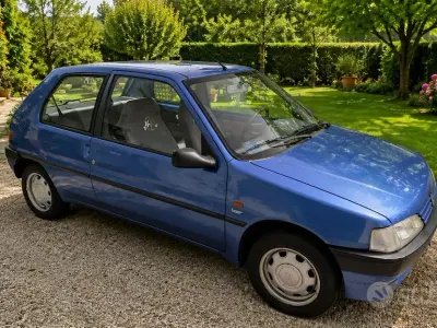 Usata Peugeot 106 50 CV (36 kW) 1994 Bluazzurro Utilitaria