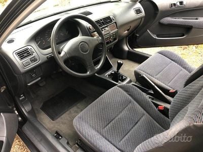 Usata Honda Civic 90 CV (66 kW) 1996 Nero