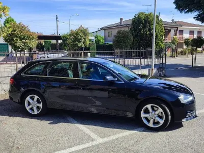 Usata Audi A4 143 CV (105 kW) 2013 Nero Station wagon