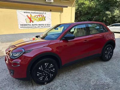 Nuova Fiat 600 110 CV (80 kW) 2025 Rosso SUV