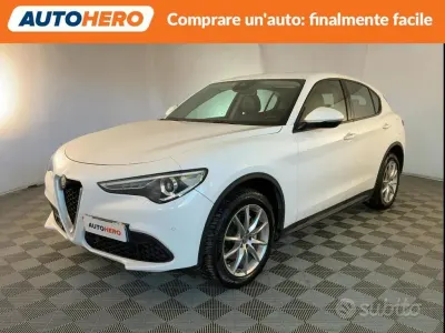 Usata Alfa Romeo Stelvio Executive 209 CV (153 kW) 2019 Bianco SUV
