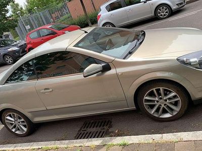 Usata Opel Astra Cabriolet 103 CV (75 kW) 2006 Cabrio