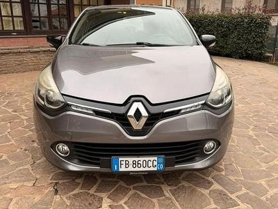 Second-hand Renault Clio IV 75 CP (55 kW) 2015 Gri Berlinǎ