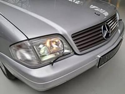 Begagnad Mercedes SL320