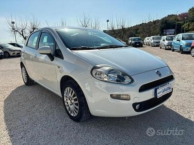 Usata Fiat Punto Evo 77 CV (56 kW) 2014 Bianco Utilitaria