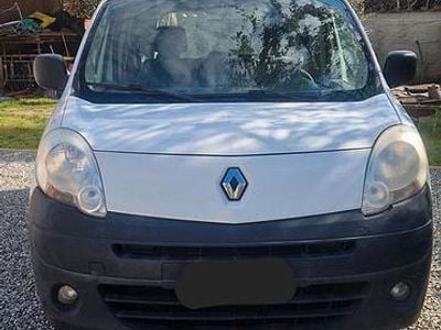Usata Renault Kangoo 106 CV (77 kW) 2008 Bianco Monovolume