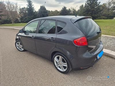 Usata Seat Altea 105 CV (77 kW) 2012 Grigio Monovolume