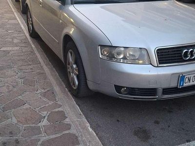 Grigio Usata 2004 Audi A4 Ambiente Station wagon | 2400 € (Buon prezzo)