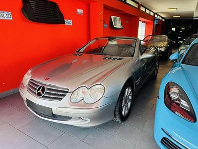 Usata Mercedes SL500 306 CV (225 kW) 2004 Cubanitsilber Cabrio
