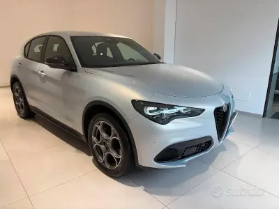 Usata Alfa Romeo Stelvio Sprint 210 CV (154 kW) 2024 Grigio SUV