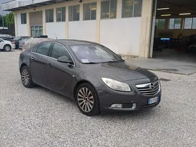 Usata Opel Insignia Cosmo 160 CV (117 kW) 2009 Grigio Berlina