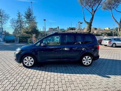 Usata VW Touran Comfortline 105 CV (77 kW) 2013 Blu Monovolume