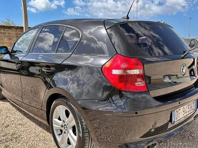 Usado BMW 118 2008 Negro Utilitario