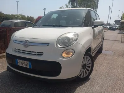 Usata Fiat 500L Lounge 85 CV (62 kW) 2013 Bianco Monovolume