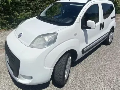 Usata Fiat Qubo Trekking 75 CV (55 kW) 2013 Bianco Monovolume