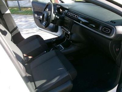 Begagnad Citroën C3 PureTech 83 HK (61 kW) 2020 Vit Halvkombi