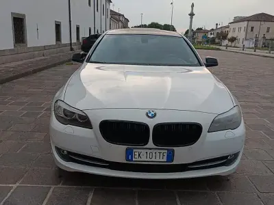 Usata BMW 525 218 CV (160 kW) 2011 Bianco Berlina