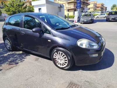Usata Fiat Punto Evo Emotion 90 CV (66 kW) 2010 Nero Utilitaria