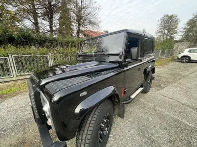 Käytetty Land Rover Defender