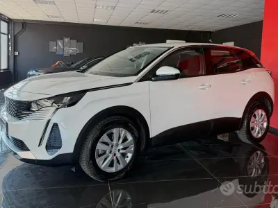 Usata Peugeot 3008 Allure 131 CV (96 kW) 2021 Bianco SUV