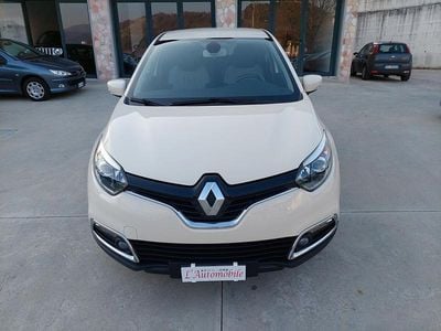 Usata Renault Captur 90 CV (66 kW) 2013 Oro SUV