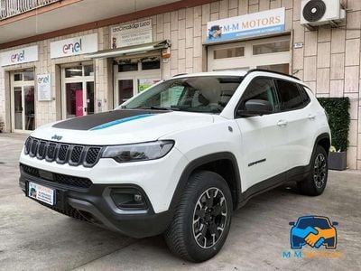 Bianco Usata 2021 Jeep Compass Trailhawk SUV | 18.890 € (Buon prezzo)