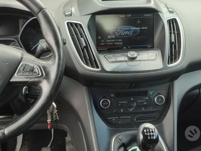 Usata Ford C-MAX 120 CV (88 kW) 2015 Bianco Monovolume
