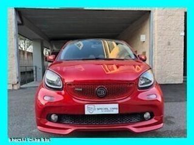 Usata Smart ForFour Brabus 90 CV (66 kW) 2017 Rosso Utilitaria