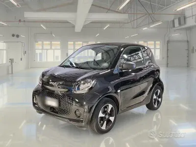 Usata Smart ForTwo Coupé Passion 41 kW (56 CV) 2022 Nero Coupé