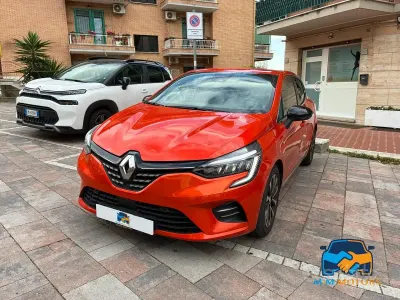 Usata Renault Clio V Techno 91 CV (66 kW) 2023 Giallo Berlina
