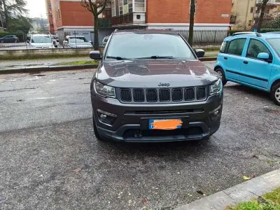 Usata Jeep Compass Night Eagle 120 CV (88 kW) 2019 Grigio SUV