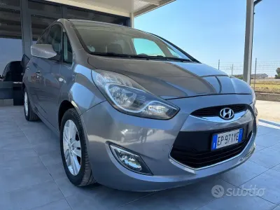 Usata Hyundai ix20 Style 90 CV (66 kW) 2013 Grigio Utilitaria