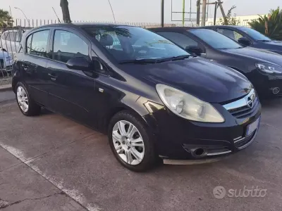 Usata Opel Corsa Club 75 CV (55 kW) 2007 Nero Utilitaria