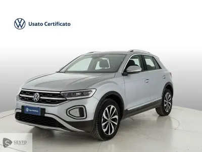 Usata VW T-Roc Style 110 CV (80 kW) 2023 Argento SUV