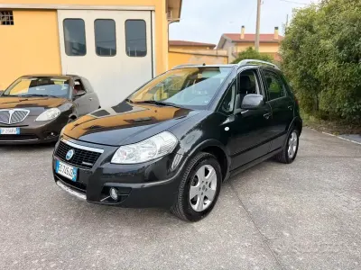 Usata Fiat Sedici Dynamic 120 CV (88 kW) 2008 Nero SUV