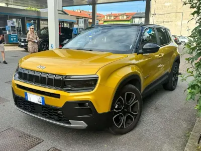Usata Jeep Avenger Summit 101 CV (74 kW) 2023 Giallo SUV