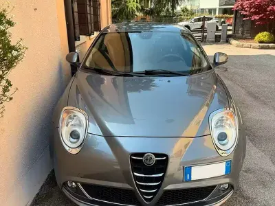 Usata Alfa Romeo MiTo 79 CV (58 kW) 2009 Grigio Utilitaria