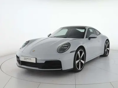Usata Porsche 911 Carrera 400 CV (294 kW) 2024 Grigio ghiaccio metallizzato Coupé
