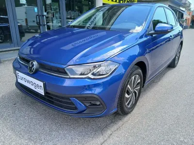 Usata VW Polo Life 95 CV (69 kW) 2023 Blu/azzurro Utilitaria