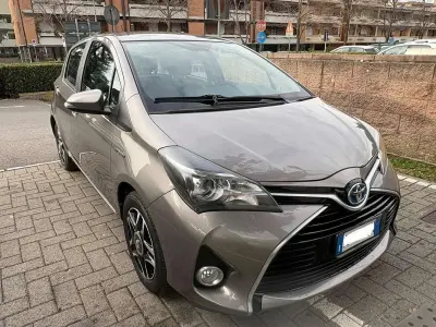Usata Toyota Yaris Hybrid
