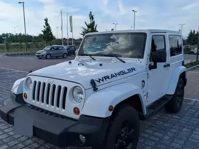 Usata Jeep Wrangler Sahara 200 CV (147 kW) 2013 Bianco SUV