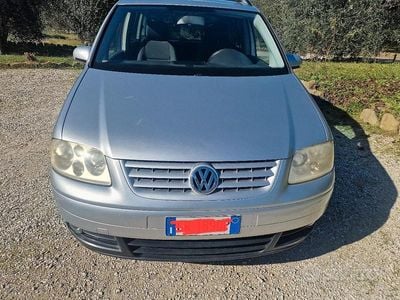 Usata VW Touran 105 CV (77 kW) 2004 Grigio Monovolume