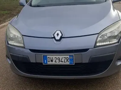 Usata Renault Mégane 110 CV (80 kW) 2009 Grigio Utilitaria
